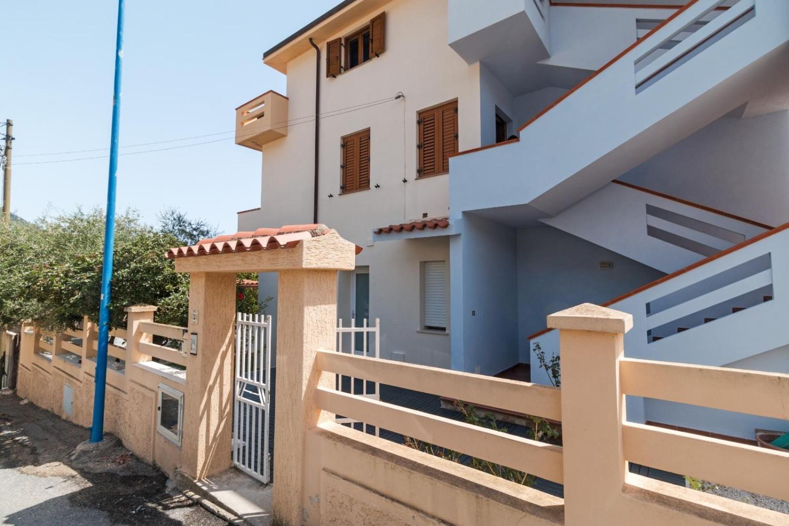 Appartamento Perla Verde, Wifi E Air Con Cala Gonone Luaran gambar